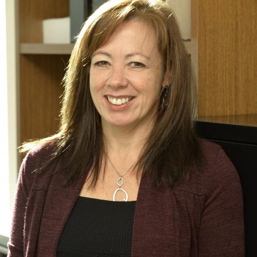 FPSE Second Vice-President Leslie Molnar
